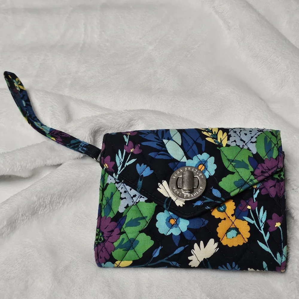 Vera Bradley Spring 2013 Midnight Blues Your Turn Smartphone Wristlet